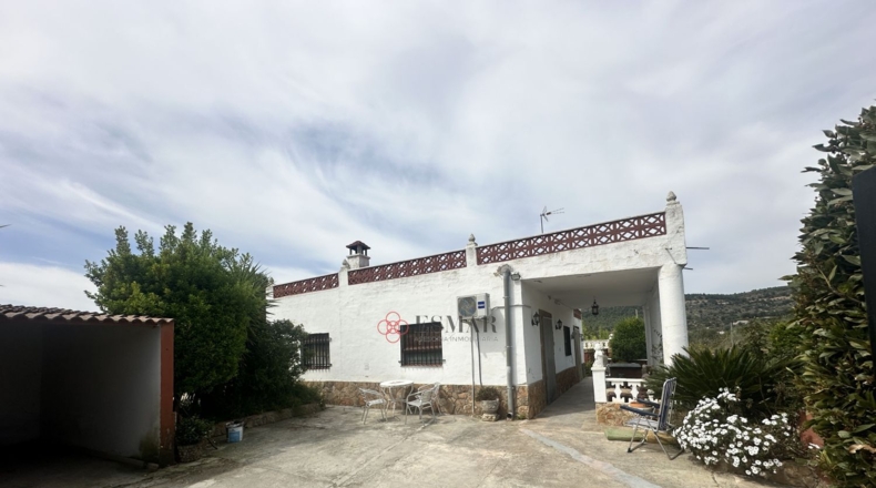 Valencia - Algimia de Alfara - 1606m2