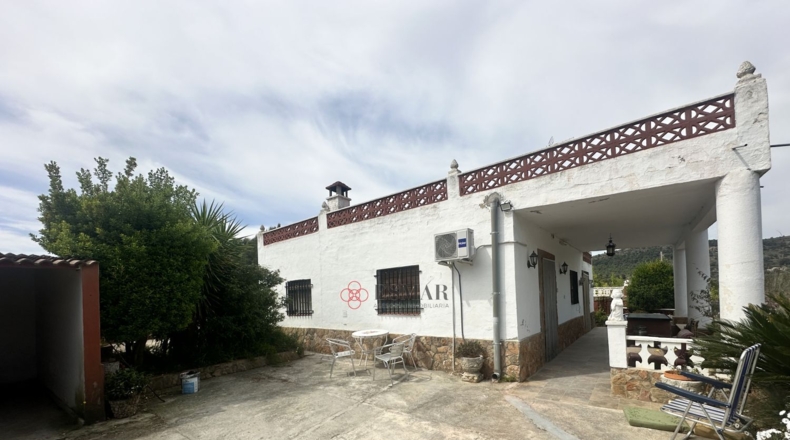 Valencia - Algimia de Alfara - 1606m2