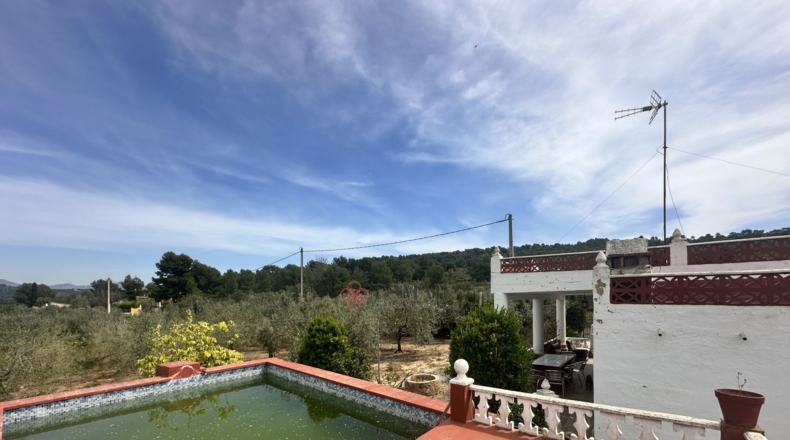 Valencia - Algimia de Alfara - 1606m2