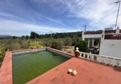 Chalet independiente con terreno en venta en Algímia d'Alfara ref: TR402363 foto