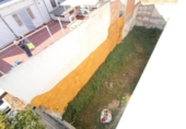 Участок с постройкой на продажу в городе Vilanova i la Geltrú Фото