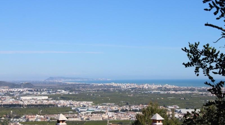 Valencia - Fuente Encarroz - 780m2