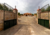 Casa de campo con terreno en venta en la España, Badajoz, ref: TR402565 foto