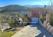 Chalet independiente con terreno en venta en la España, La Guardia de Jaén, ref: TR402586 foto