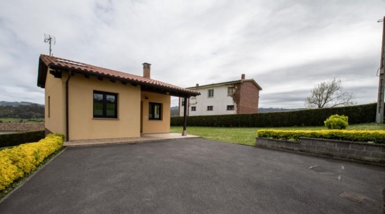 Астурия - Villaviciosa - 605m2