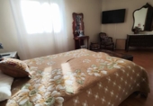 Chalet independiente con terreno en venta en la España, Valverde de la Virgen, ref: TR402621 foto