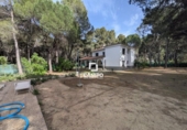 Chalet independiente con terreno en venta en la España, Albacete, ref: TR402633 foto