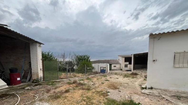 Sevilla - Osuna - 6800m2