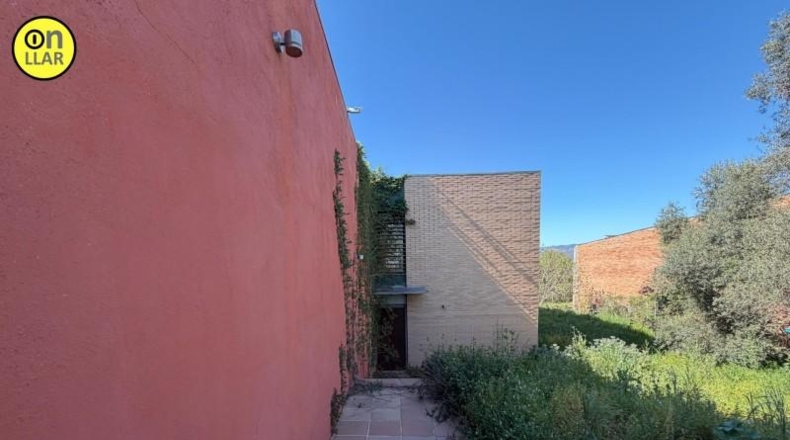 Barcelona - Lliçà d'Amunt - 1304m2