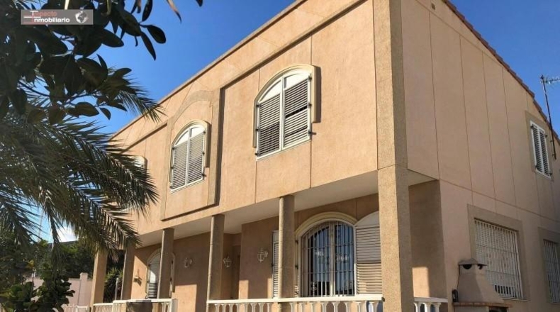 Альмерия - Huércal de Almería - 400m2