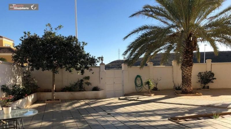 Альмерия - Huércal de Almería - 400m2