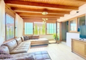 Chalet independiente con terreno en venta en la España, Estepona, ref: TR402752 foto