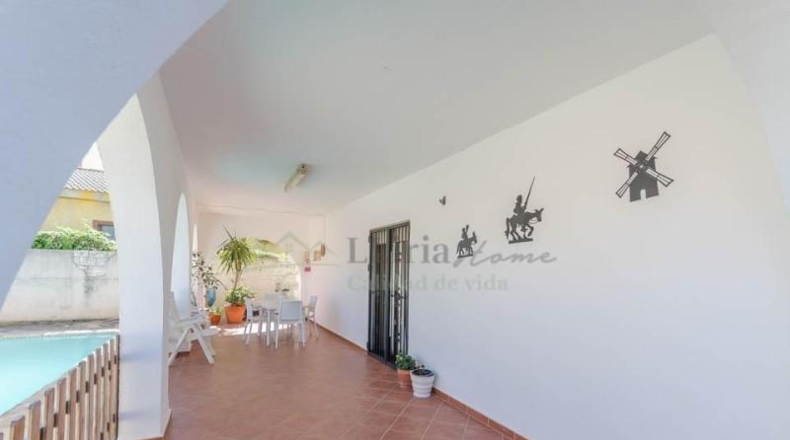 Valencia - Ribarroja del Turia - 398m2
