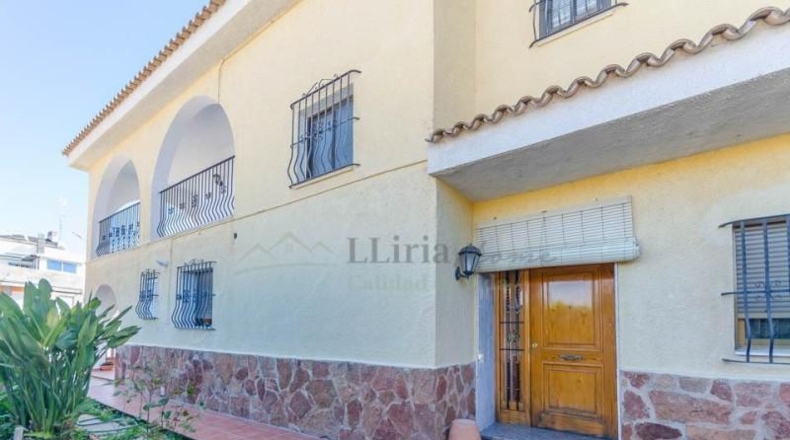 Valencia - Ribarroja del Turia - 398m2