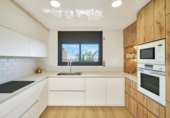 Casa de pueblo en venta en la España, Premià de Dalt, ref: TR402780 foto