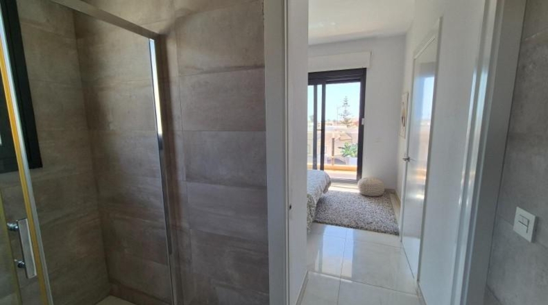 Alicante - Torrevieja - 466m2