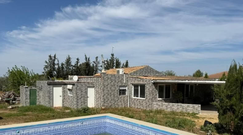 Sevilla - Utrera - 2500m2