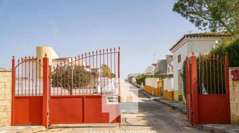Huelva - Rociana del Condado - 722m2