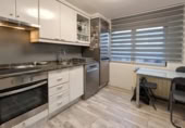 Chalet independiente con terreno en venta en la España, Santander, ref: TR403024 foto