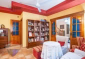 Chalet independiente con terreno en venta en la España, Málaga, ref: TR403061 foto