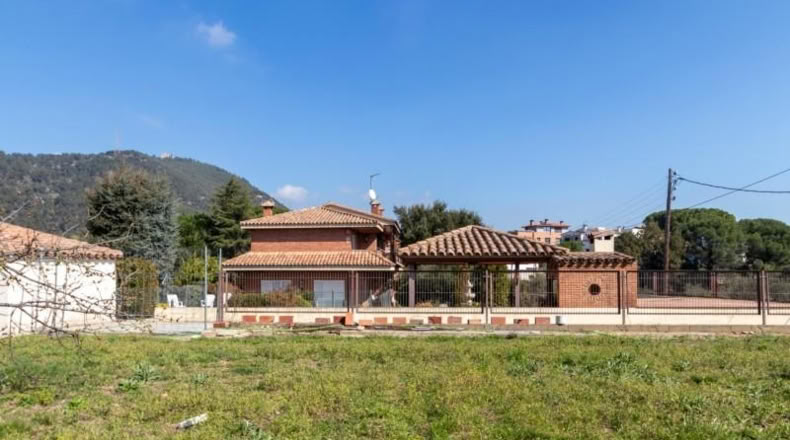 Barcelona - Castellar del Vallès - 2106m2
