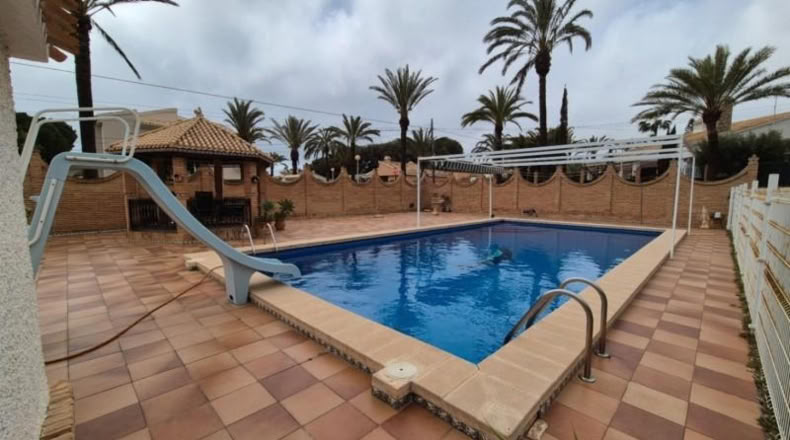Аликанте - Cabo Roig - 1445m2