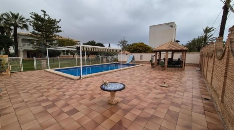 Аликанте - Cabo Roig - 1445m2