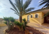Chalet independiente con terreno en venta en la España, Mazarrón, ref: TR405126 foto