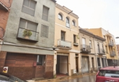 Таунхаус с участком на продажу в городе Sant Feliu de Llobregat Фото