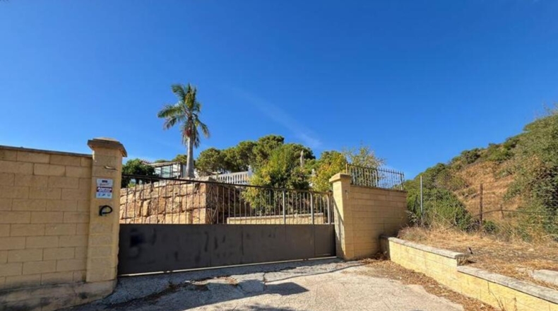 Málaga - Estepona - 4000m2