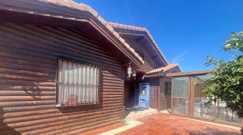 Málaga - Estepona - 4000m2