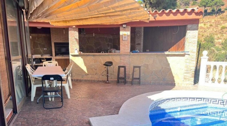 Málaga - Estepona - 4000m2