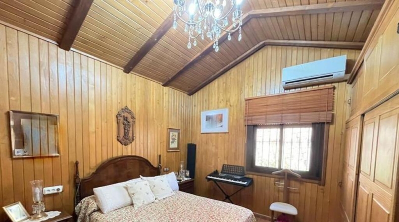 Málaga - Estepona - 4000m2
