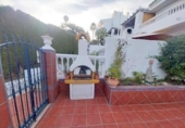 Xalet adossat amb terreny en venda a Estepona ref.: TR405110 foto