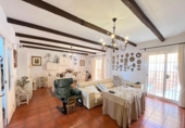 Xalet adossat amb terreny en venda a Estepona ref.: TR405108 foto