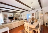 Xalet adossat amb terreny en venda a Estepona ref.: TR405108 foto