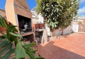 Xalet adossat amb terreny en venda a Estepona ref.: TR405108 foto