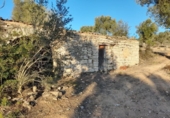 Земля, подлежащая урбанизации на продажу у города Corbera d'Ebre Фото
