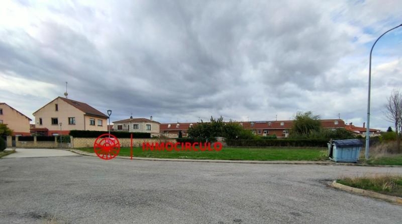 Burgos - Quintanaortuño - 672m2