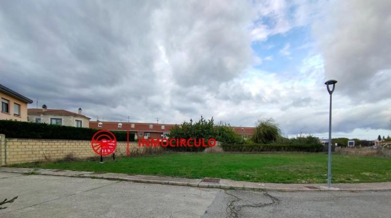 Burgos - Quintanaortuño - 672m2