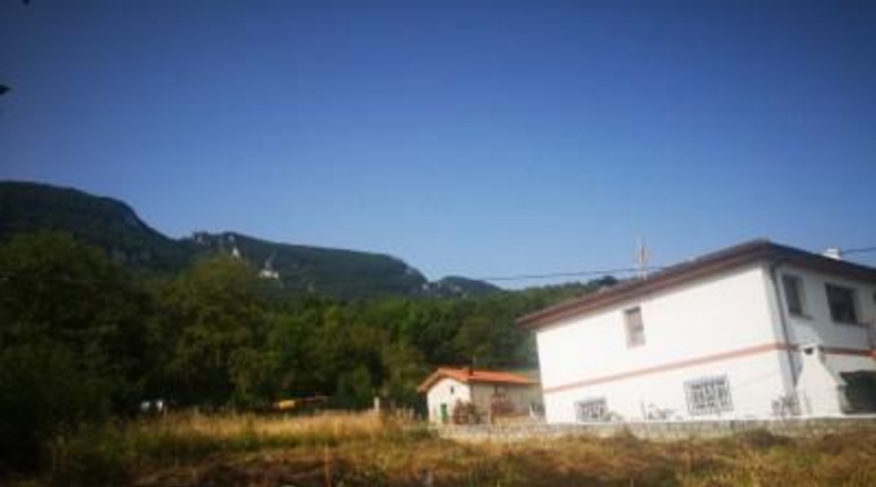 Burgos - Vallejo de Mena - 800m2