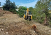 Участок с постройкой на продажу в городе Castellet Фото