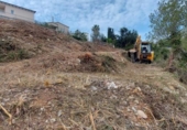 Участок с постройкой на продажу в городе Castellet Фото