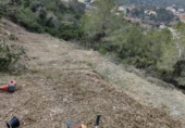 Участок с постройкой на продажу в городе Castellet Фото