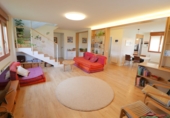 Chalet independiente con terreno en venta en Vitoria ref: TR406227 foto