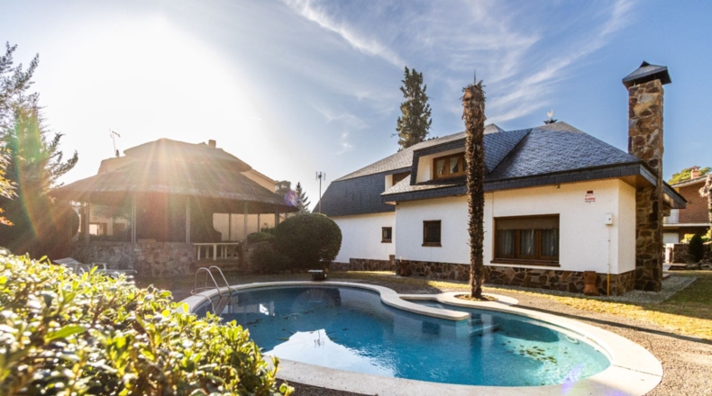 Barcelona - Castellar del Vallès - 1145m2