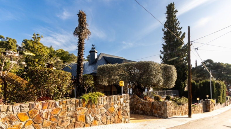 Barcelona - Castellar del Vallès - 1145m2