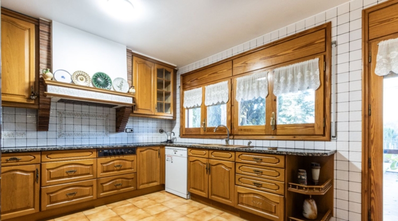 Barcelona - Castellar del Vallès - 1145m2
