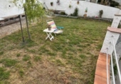 Отдельно стоящий дом с участком на продажу в городе Rubí. Фото