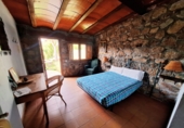 Chalet independiente con terreno en venta en El Hoyo de Pinares ref: TR405077 foto